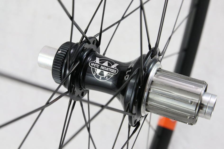 Solstice Disc Wheelset, White Industries CLD hubs – Astral Cycling