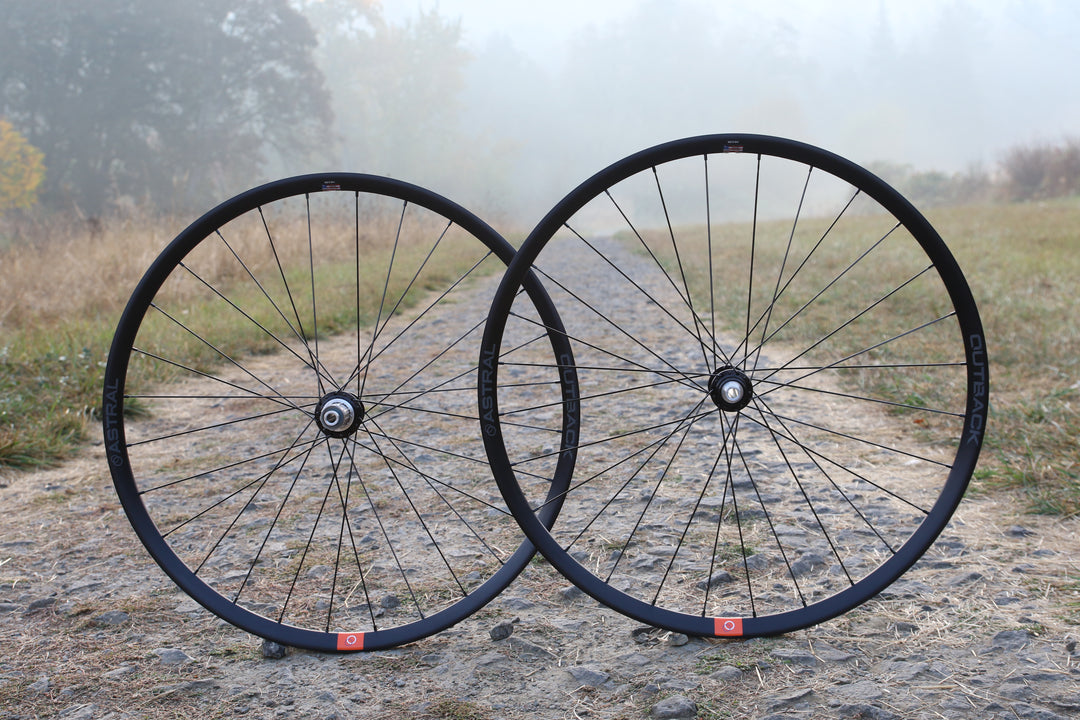 Outback Wheelset, 700c/650b, White Industries CLD hubs – Astral