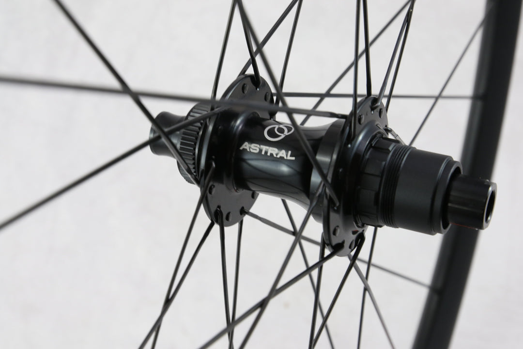 Radiant Disc Wheelset, Astral Stage1 hubs – Astral Cycling